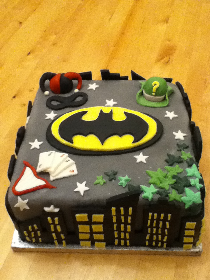 batman birthday cake