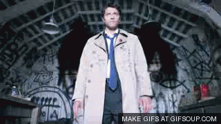 castiel__s_wings_by_thebearlylovable-d3j0rui.gif